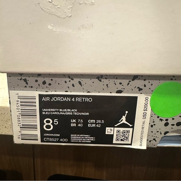 Nike NWT RARE Air Jordan 4 Retro. Size 8.5 - Picture 11 of 14